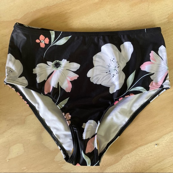 Bikini set - Picture 2 of 6